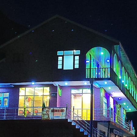 Sunrise Hotel And Restaurant Mastan Gurez Kanzalwan Экстерьер фото